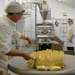 Fabrication - Mise en sachet des entremets de l'Abbaye de la Coudre